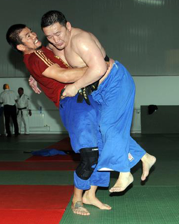 Биеийн чилээ