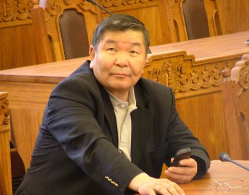 С.Ламбаа мэднэ ээ 