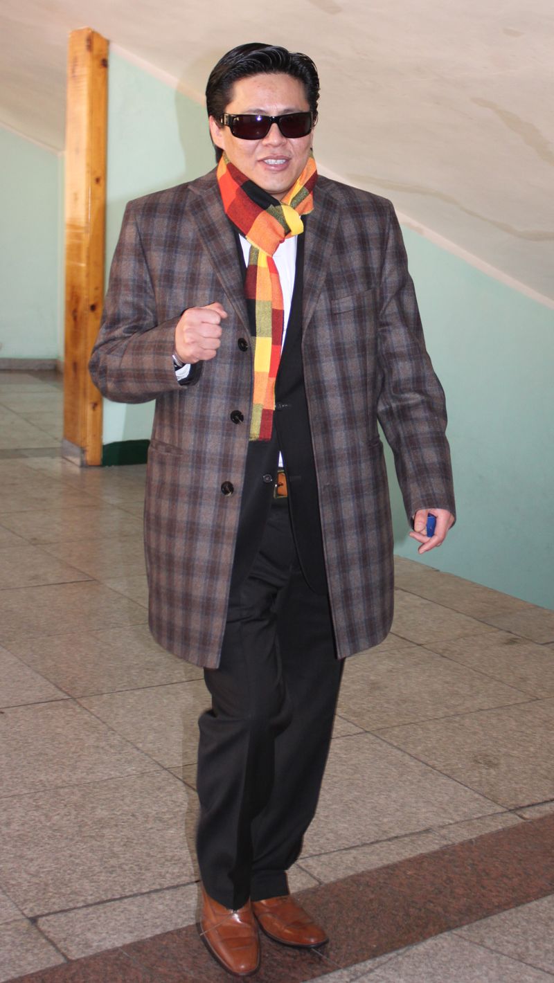 Èх аваргын хадам аав…