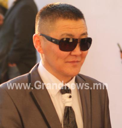 Өтөлж дээ “муу” Аси…