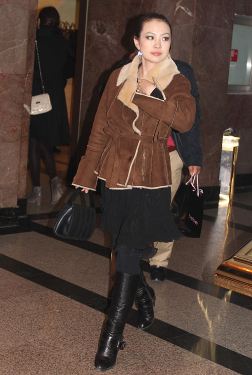 Ээж Т.Хулан дуранд...