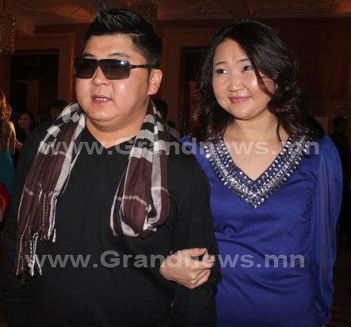 Батаагийн урвалт…