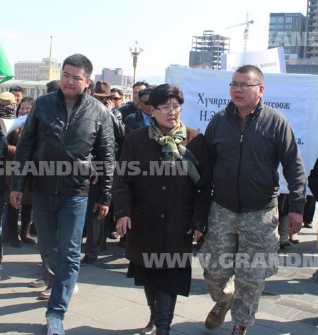 Торгоно эсвэл яллана