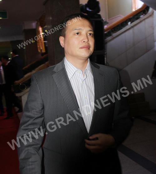 Тохиолдлоор баатар...