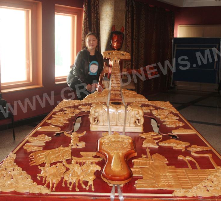 Хамгийн том хуур