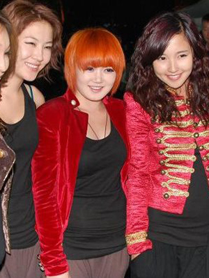 “Anemone” хамтлагийн ахлагч Оно Японд сурна