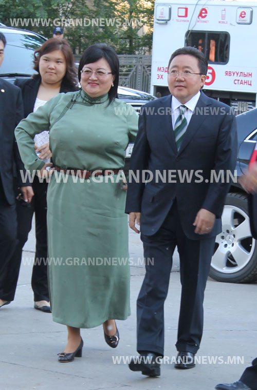 Хүлээцтэй, тэвчээртэй байхыг хүслээ 