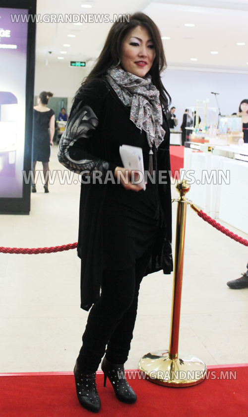 Гэрлэнэ гэнэ үү 