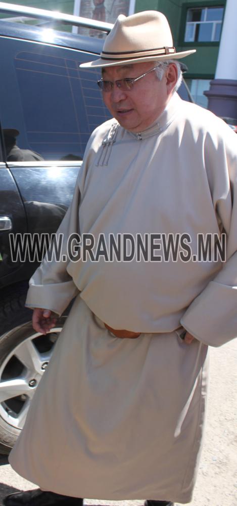 АН-ын дарга “Баатар”