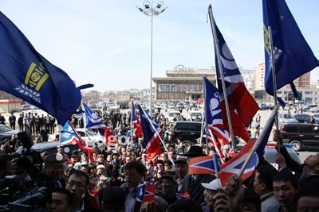 Ардчилсан нам нийслэлээ удирдах нь 