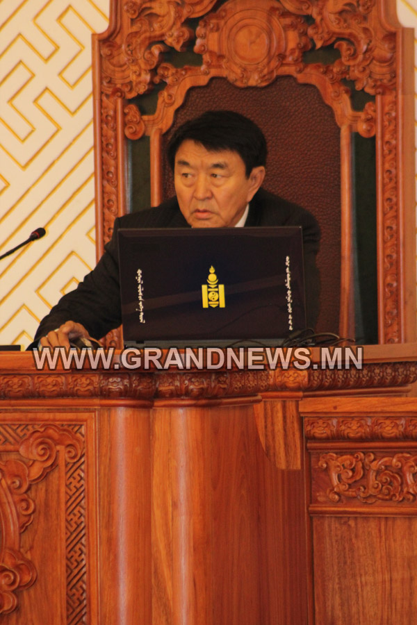 Д.Дэмбэрэл насаараа боов уу, намаа бодов уу