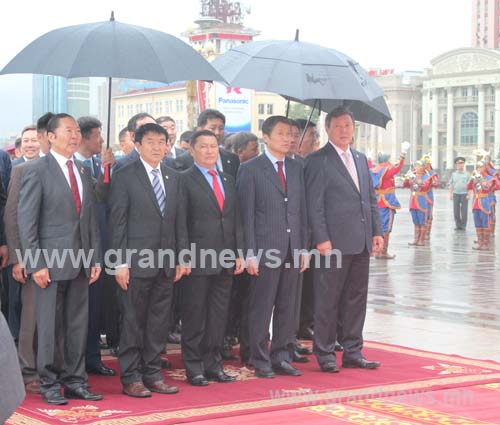 Танилц таны элч нар 