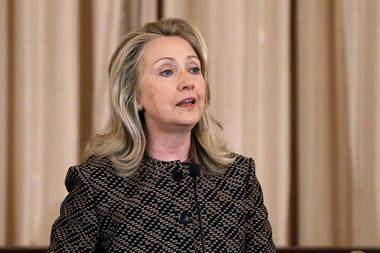 Хиллари Клинтон руу лооль, гутал шиджээ 