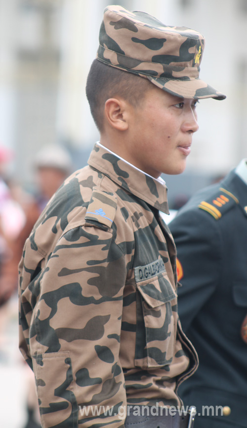 1000 цэрэг тангараг өргөлөө 