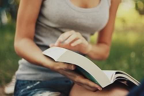 Hомонд дуртай тачаангуй бүсгүй