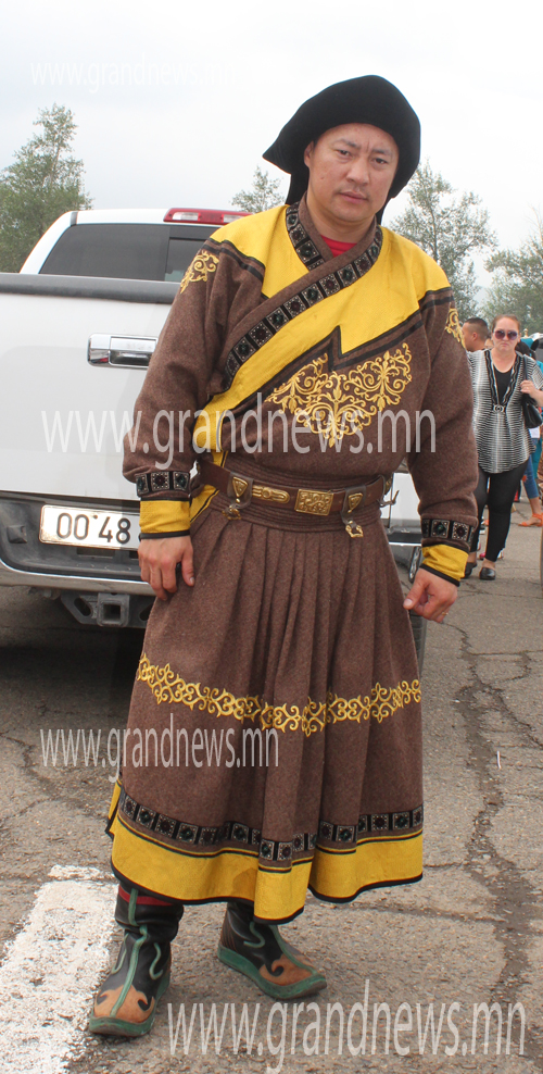 Алдарт “Гамлет” жүжгийн гол дүрд