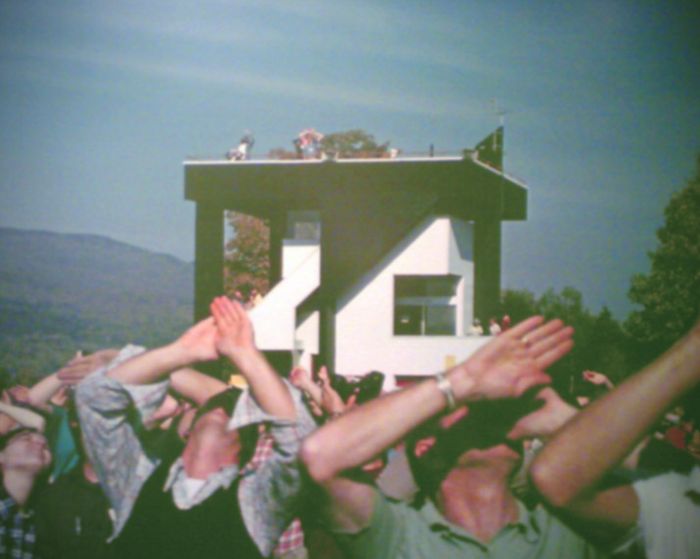 Юу болоод байна даа төр засаг минь 