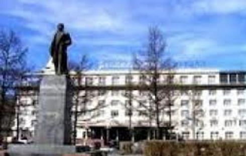 В.И.Ленингийн хөшөөг дуудлагаар худалдана 