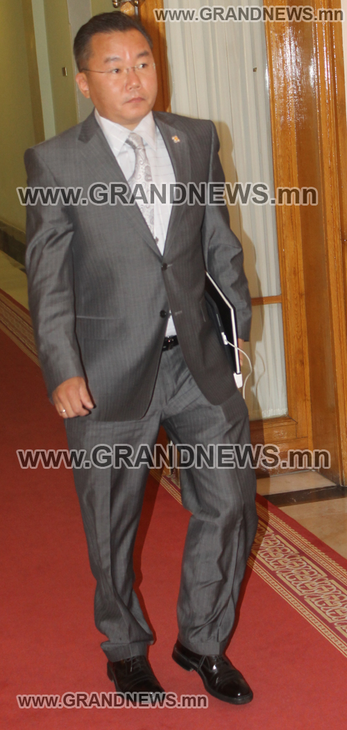 Г.Баяраа: Сүхээ үнэхээр хүчтэй залуу байна лээ 