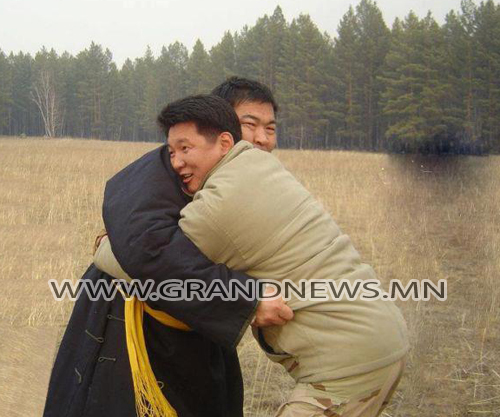 Аваргатай өрсөн айхтар генералыг магтахуй 