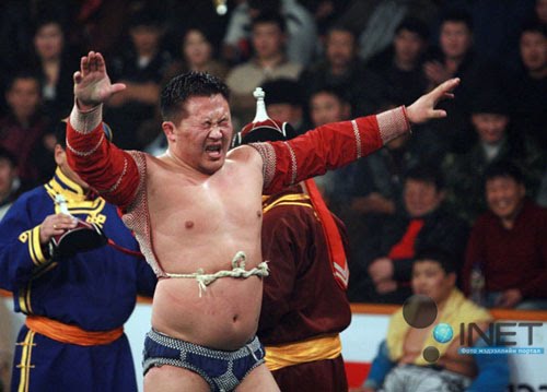 Харцагуудаа хүндэтгэнэ 