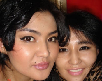 Хүүдээ хятад нэр хайрлажээ