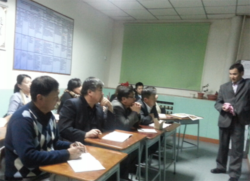 МҮАН-ынхан монгол бичиг сурч байна 