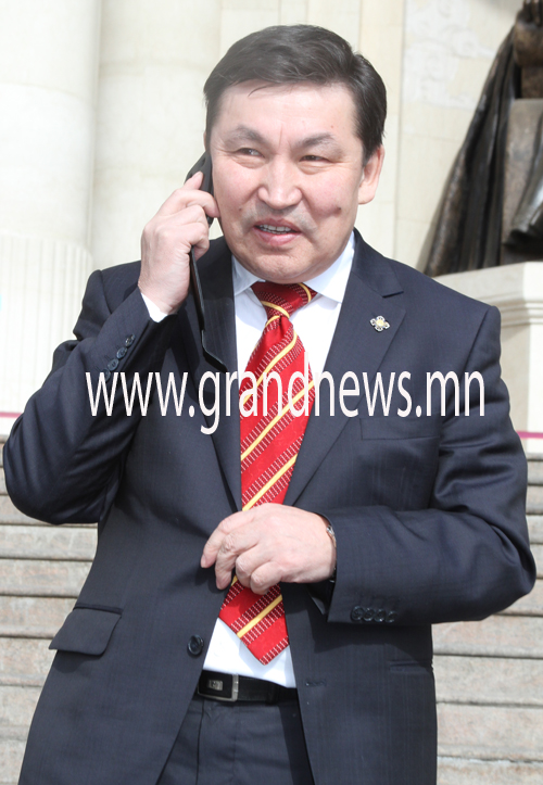 Бакей гишүүн баяраа тэмдэглэж эхэллээ