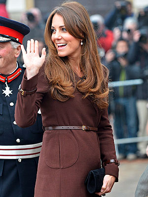 Гүнжийн гэдэс томорчээ 