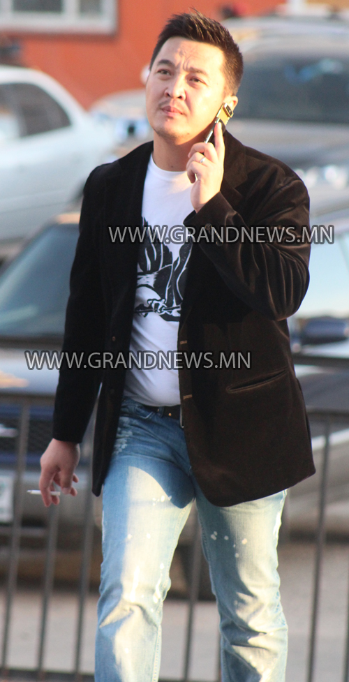 Танил бус найзаа эцсийн замд...  