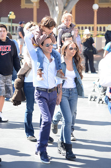 Шинэхэн хосууд хотоор 