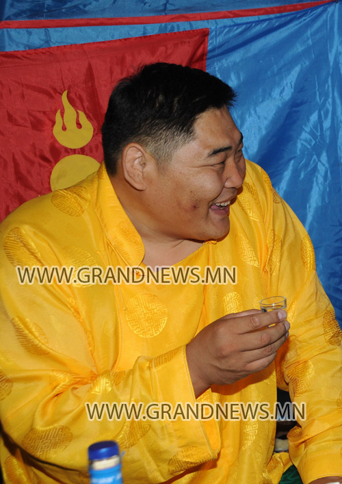 “Баясгалан”-тай Батбаяр 