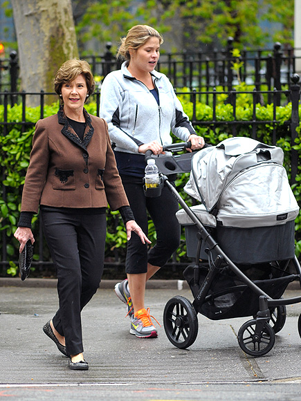 Бушийн охин папарацид 