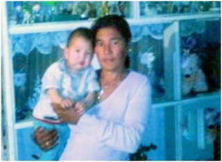 Эх хүү хоёрт зориулж хөшөө босгоно