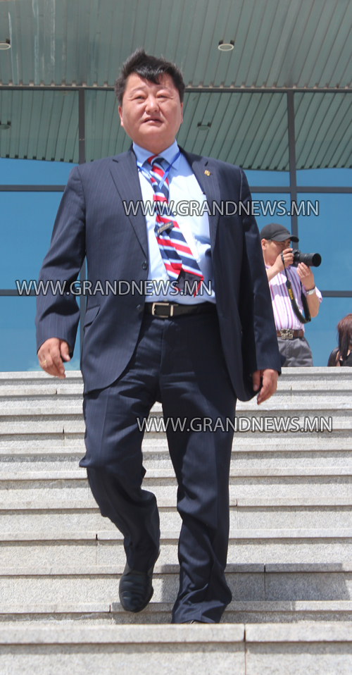 Хань минь сая доллар ч үзээгүй