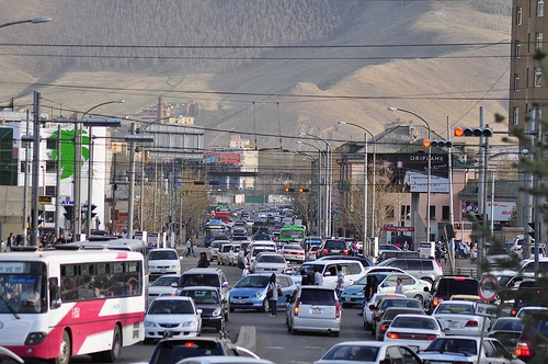 Автомашины дугаарын хязгаарлалт үйлчлэхгүй.