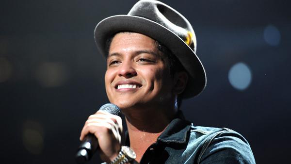 Бруно Марсын ээж таалал төгсчээ