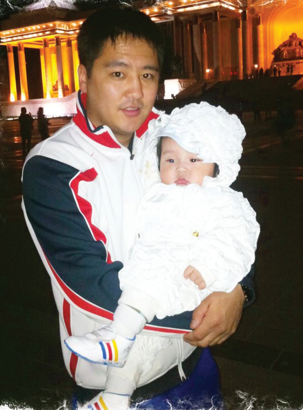 Хүчтэнүүдийг сөхрүүлэгчид 