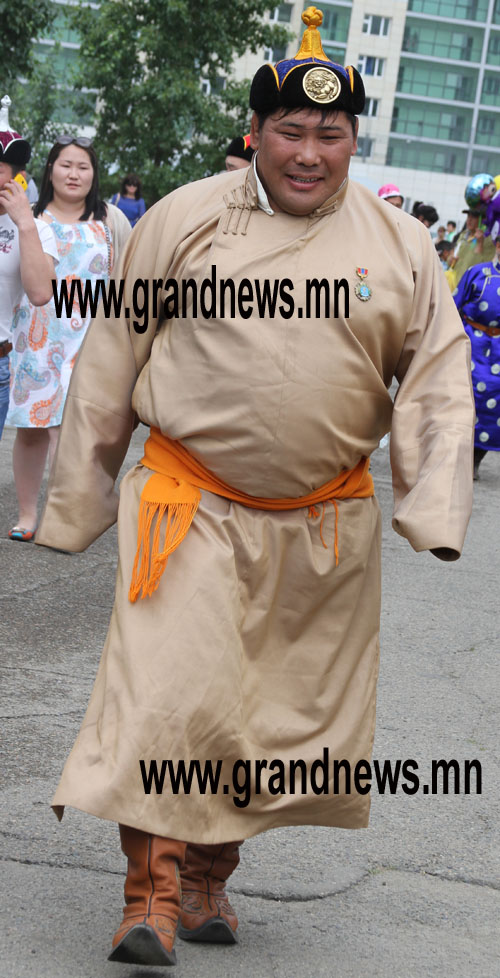 Шинэ аваргад хүндэтгэл үзүүлнэ