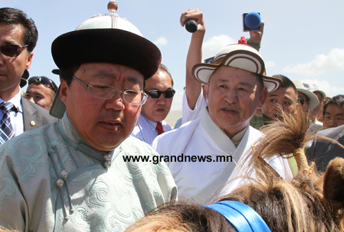 Ш.Адьшаагийн хонгор соёолон дахин түрүүллээ